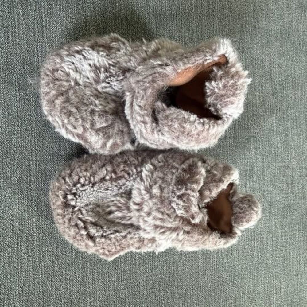 Faux Fur Baby Booties Size 3-6M